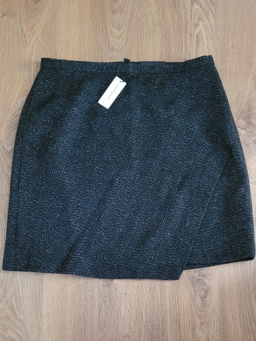 NWT! Banana Republic Skirt Size 10 - Picture 2 of 4